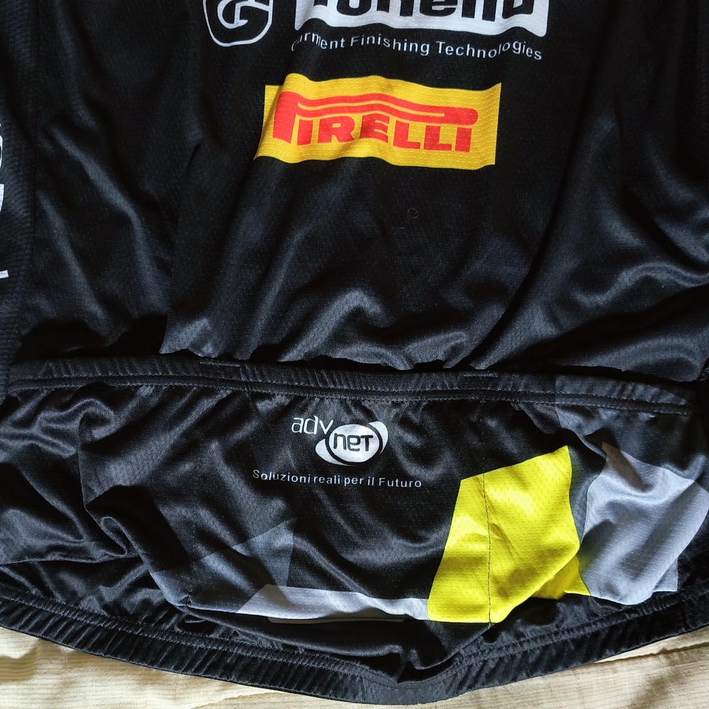 Santini Men's Black and Yellow Cycling Jersey - Picture 3 of 7
